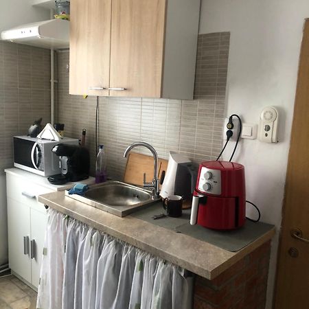 Garsoniera Centru Brasov Apartment Luaran gambar